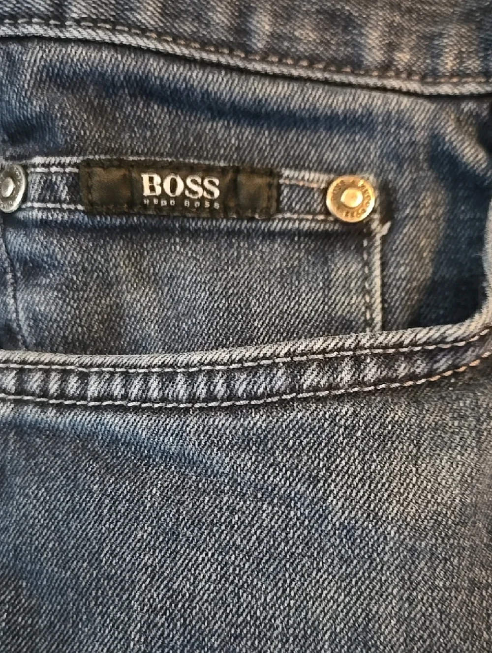 BOSS by Hugo Boss Men's 34/34 Slim-straight Blue Denim Jeans - Picture 2 of 9